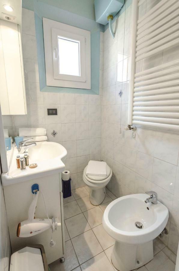Leprosetti Apartment Bologna Eksteriør billede